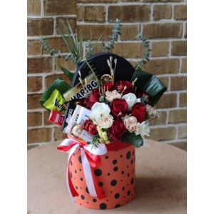 Maxi Box Kutu güller ve çikolata